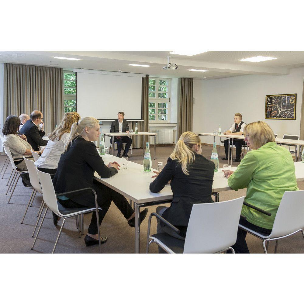 Kardinal Schulte Haus Hotel Bergisch Gladbach Bagian luar foto